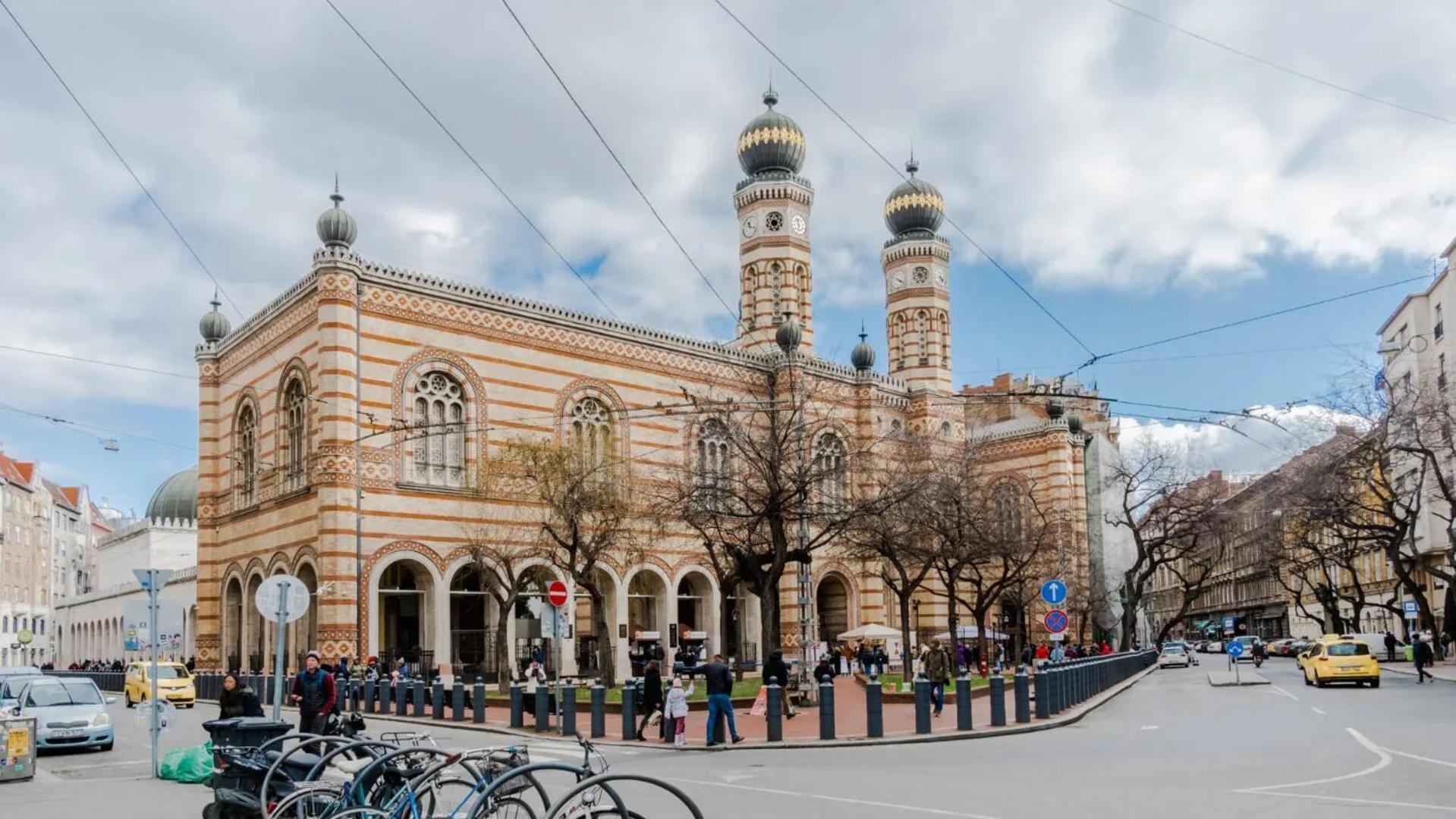 Hidden Gem At Center Next To Gozsdu Garden And Synagogue Apartamento Budapest