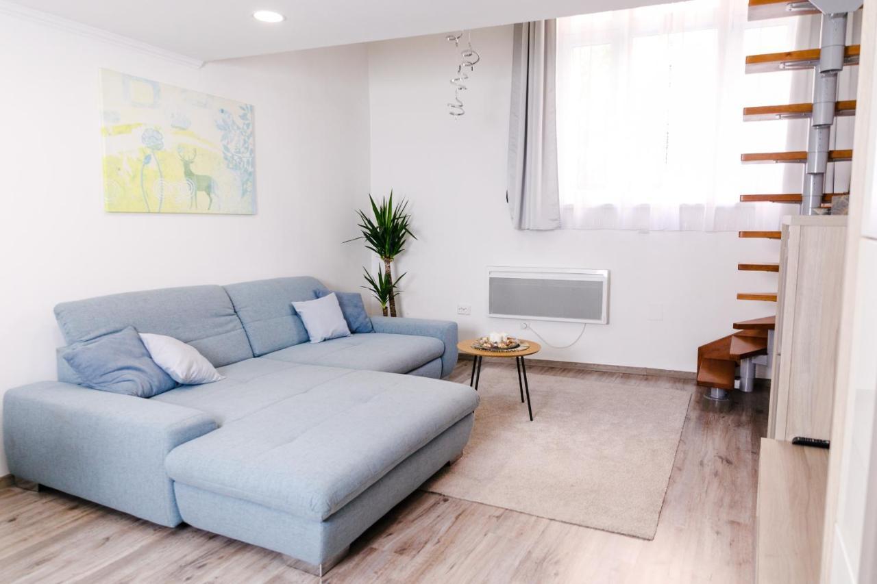 Hidden Gem At Center Next To Gozsdu Garden And Synagogue Apartment Budapest